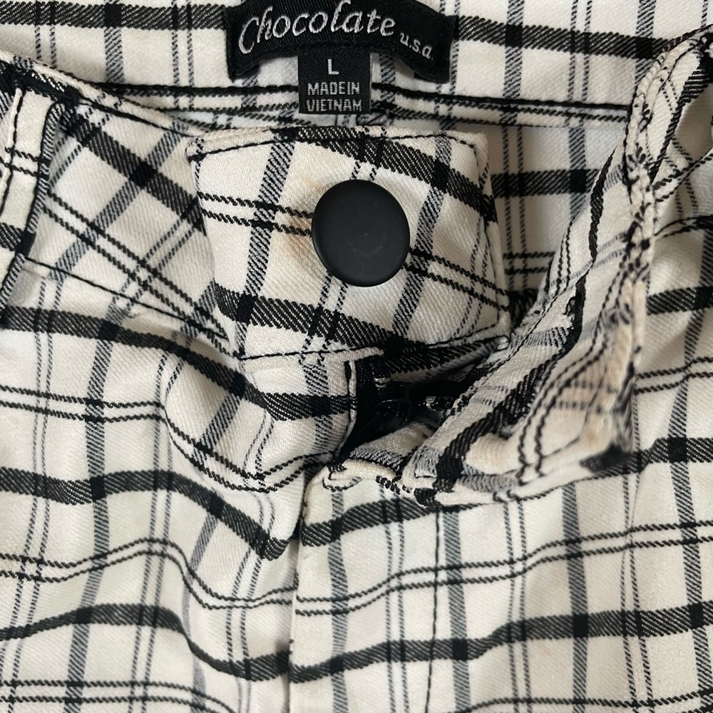 Black & White Plaid Skinny Pants – High Waisted Stretch Grid Print (Size L) - Picture 3 of 5